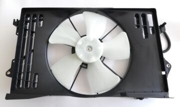 Fan Davlumbazı Corolla 2003-2007 Benzinli