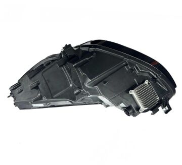 Far Sağ Tesla Model Y 2021-2024 Beyinli Ledli Mercekli