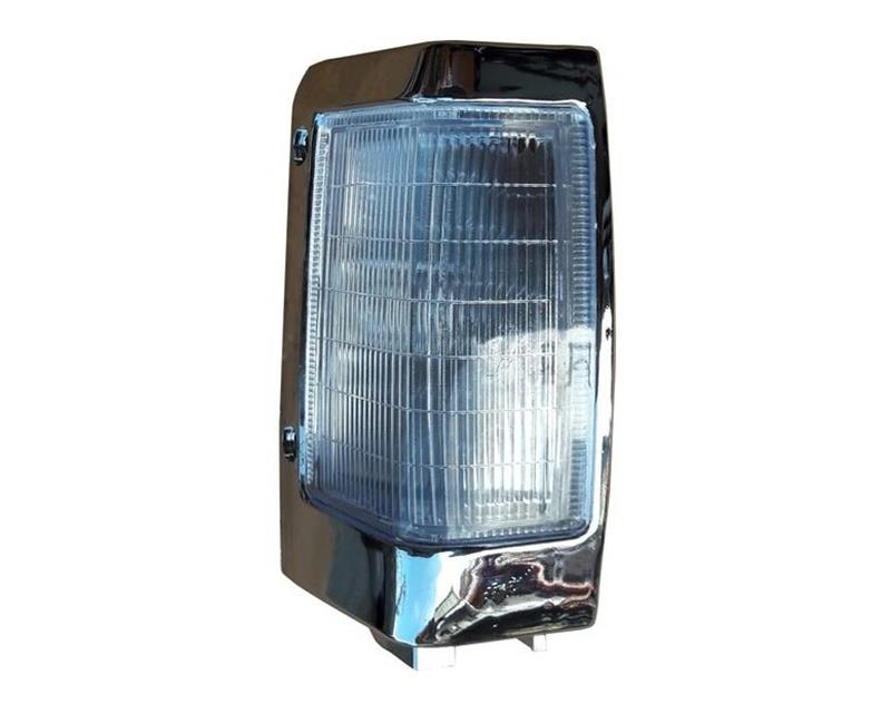 Sinyal Sağ Pick-Up 1990-1997 D21 Krom